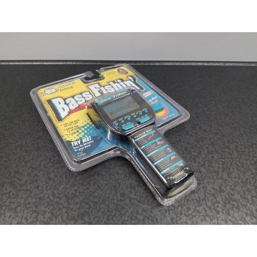 Radica Bass Fishin Handheld Electronic Game 3732 Hank Parker Original New Opened